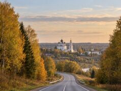 Во Владимирской области сделали нормальные дороги к купеческой застройке и белокаменным храмам